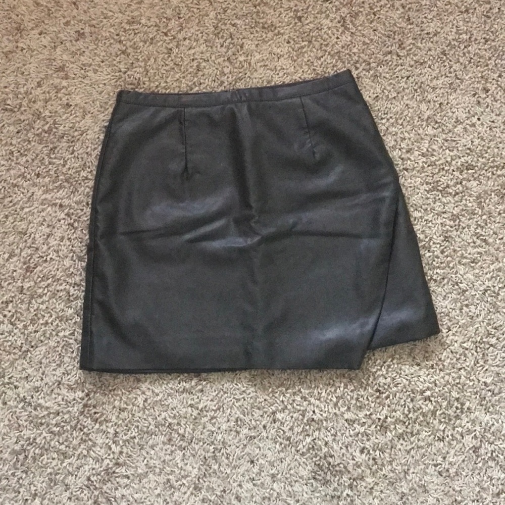 Leather skirt